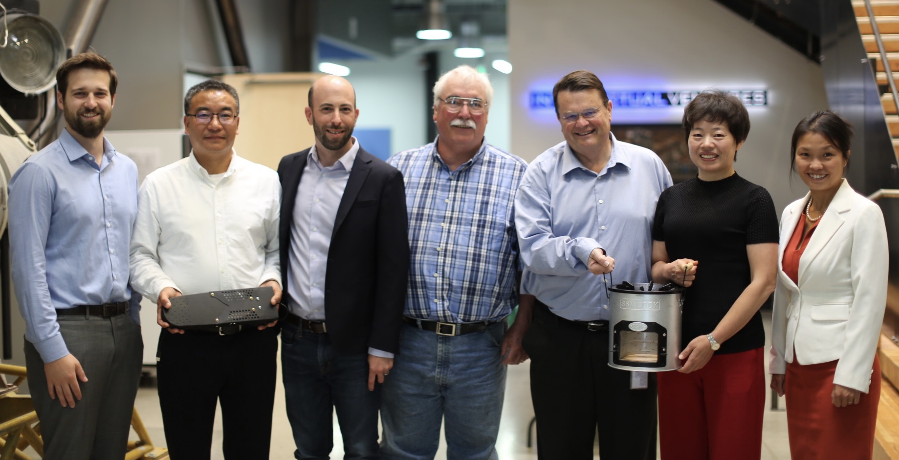 Global Health Labs, Shengzhou Stove Manufacturer and Aprovecho teams show off the Jet-Flame